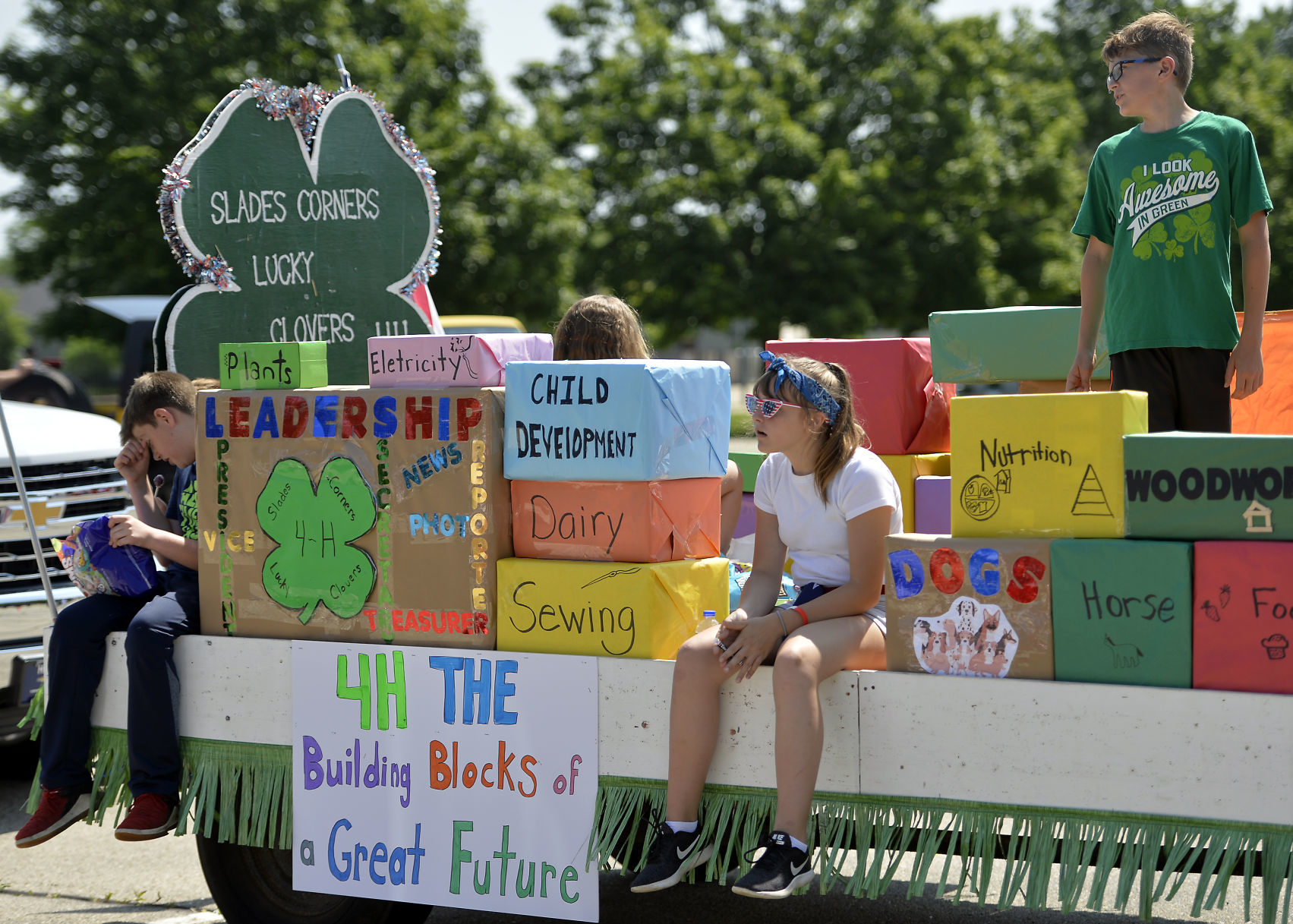 LIBERTYFEST PARADE TWIN LAKES